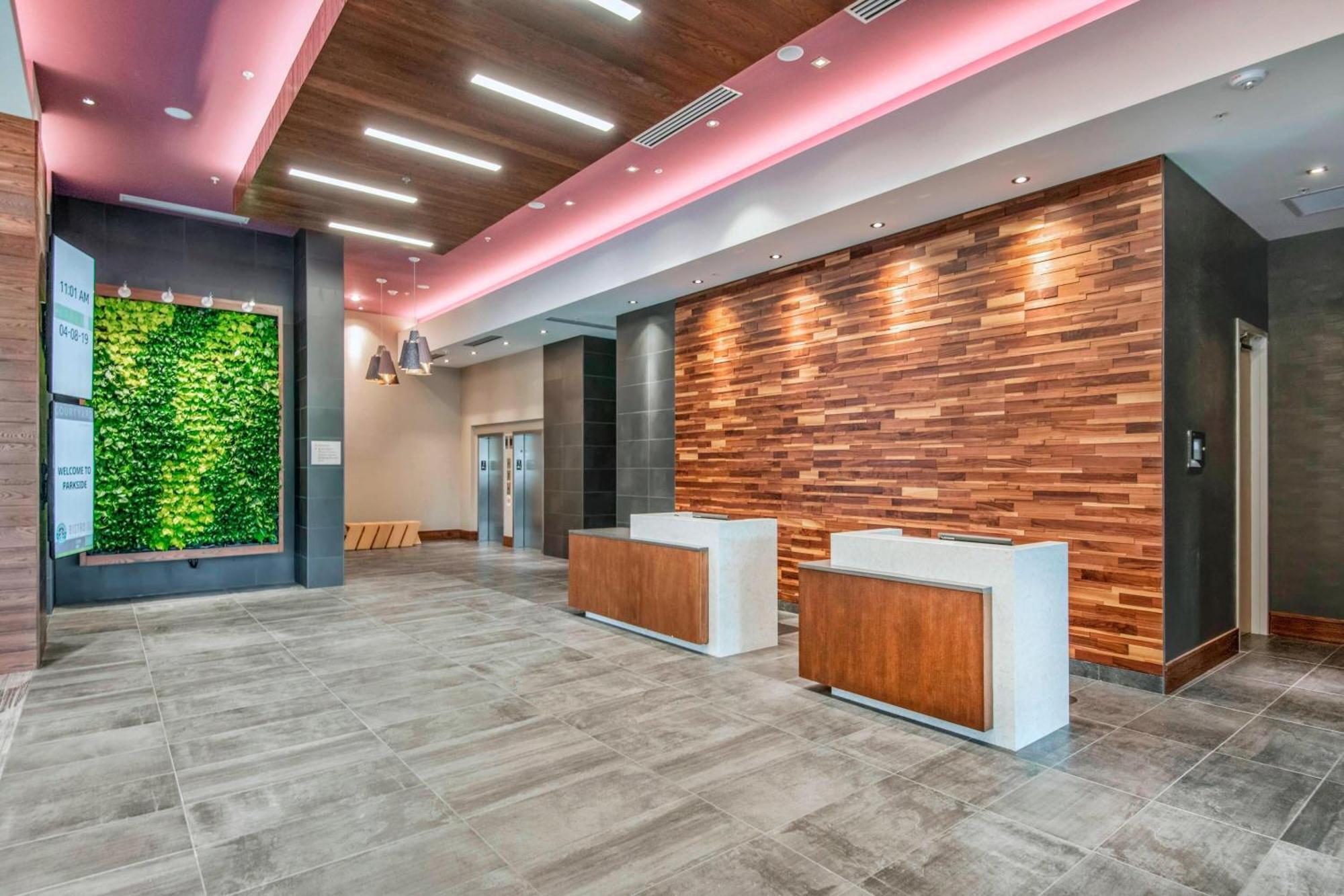 Courtyard By Marriott Raleigh Cary/Parkside Town Commons Hotel Екстериор снимка