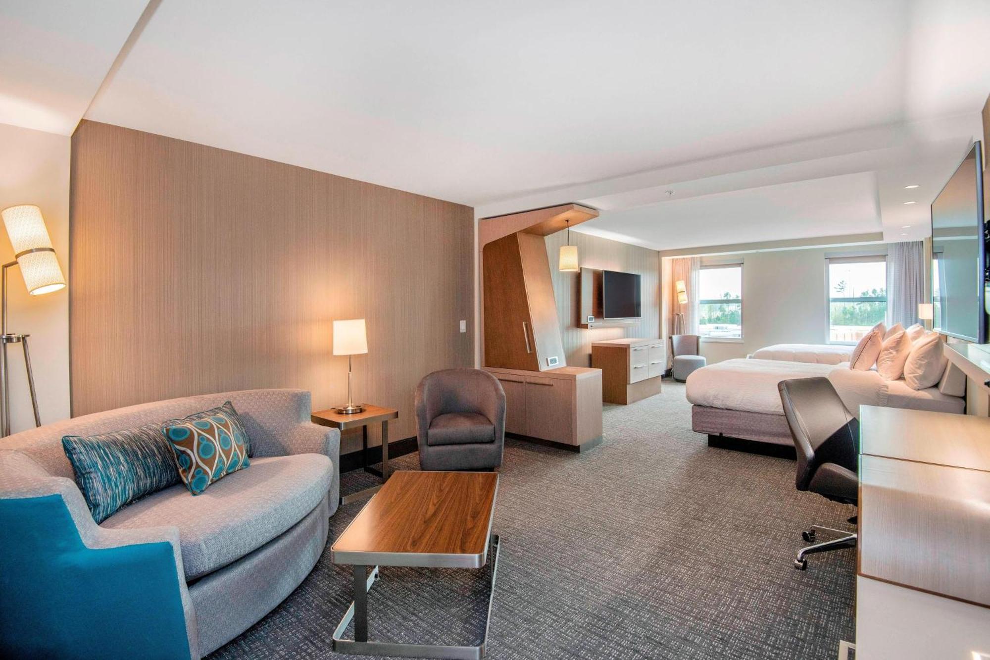 Courtyard By Marriott Raleigh Cary/Parkside Town Commons Hotel Екстериор снимка