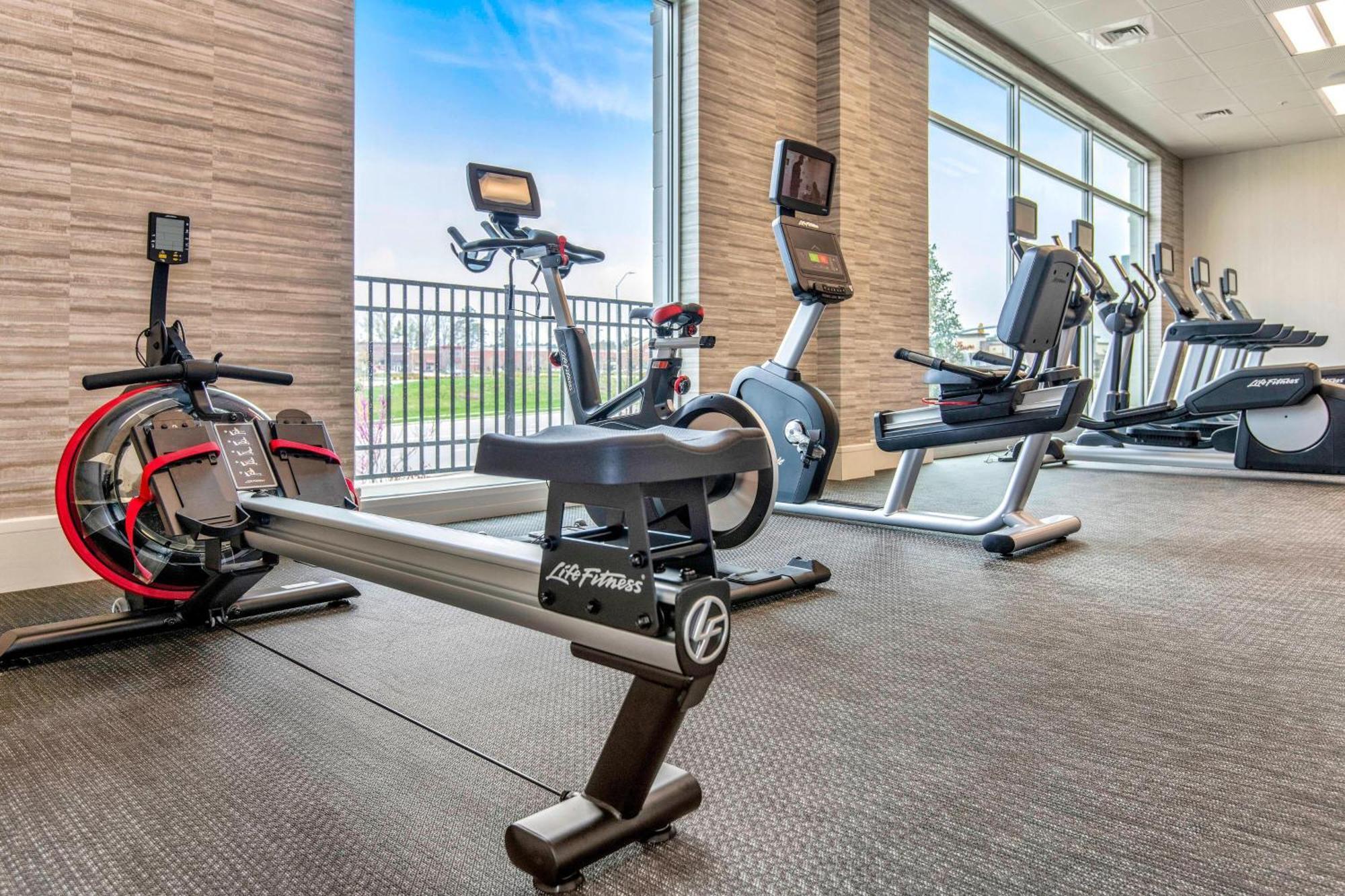 Courtyard By Marriott Raleigh Cary/Parkside Town Commons Hotel Екстериор снимка