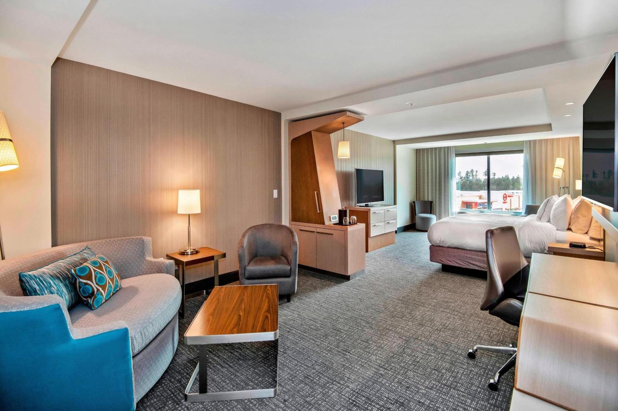 Courtyard By Marriott Raleigh Cary/Parkside Town Commons Hotel Екстериор снимка